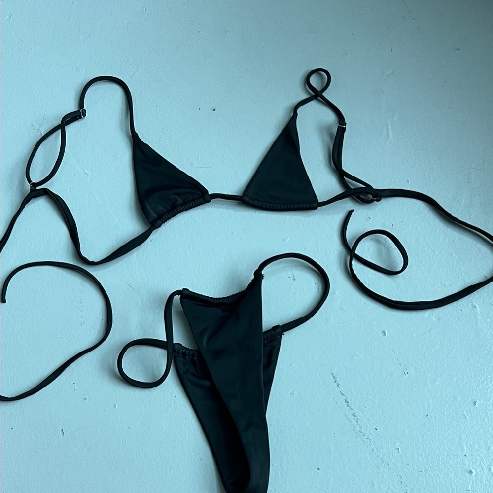 Minimal Black String Bikini Set - Adjustable Tria… - image 1